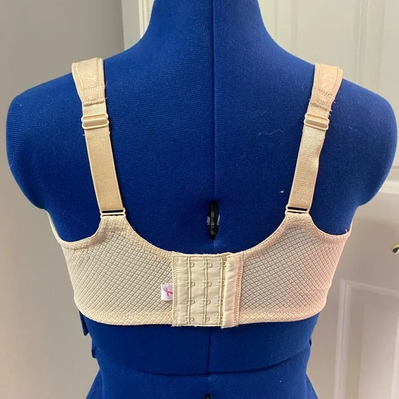 NWT Beige Wacoal Awareness Bra- 36G - Picture 2 of 7